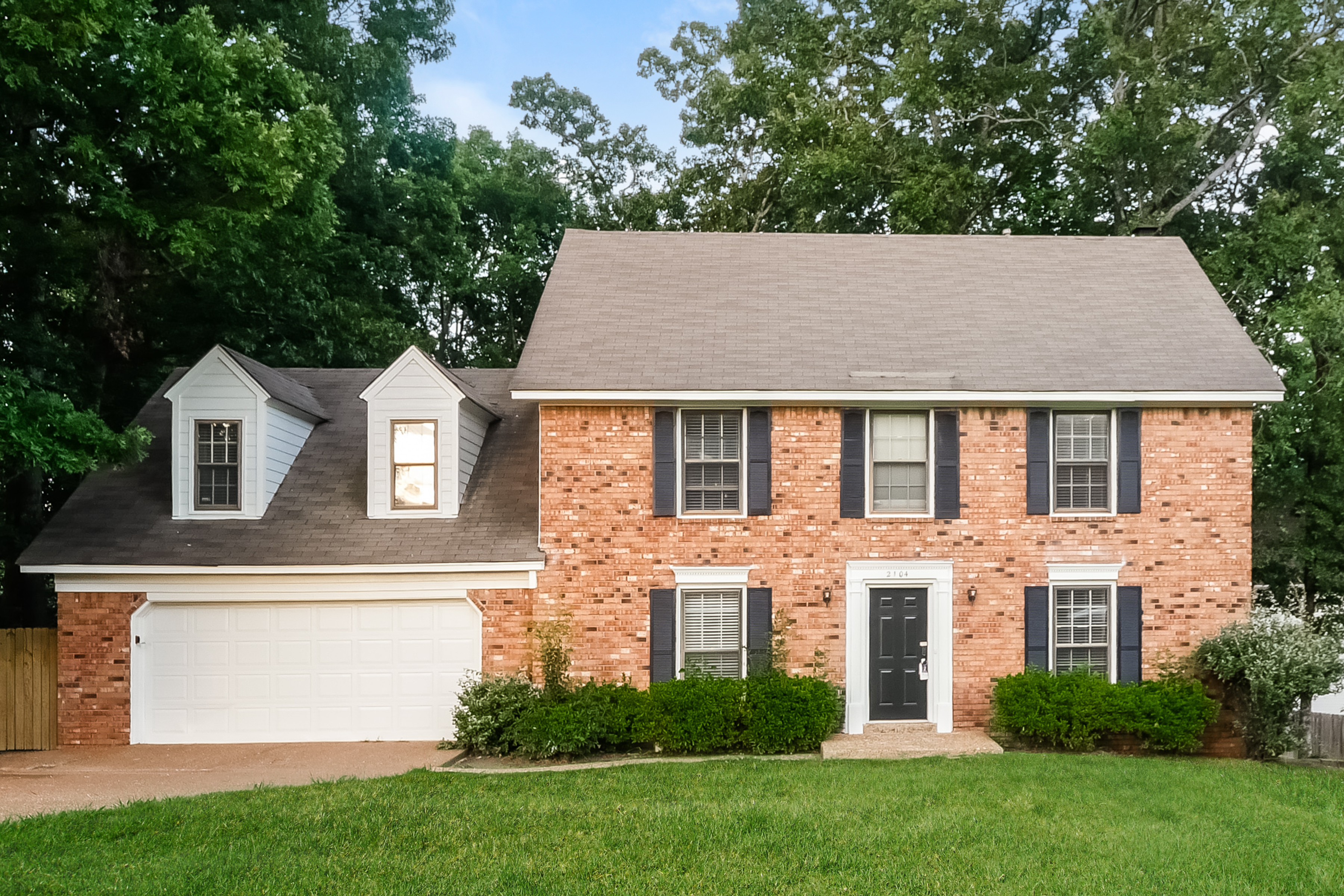 2104 Littlemore Dr Memphis, TN 38016